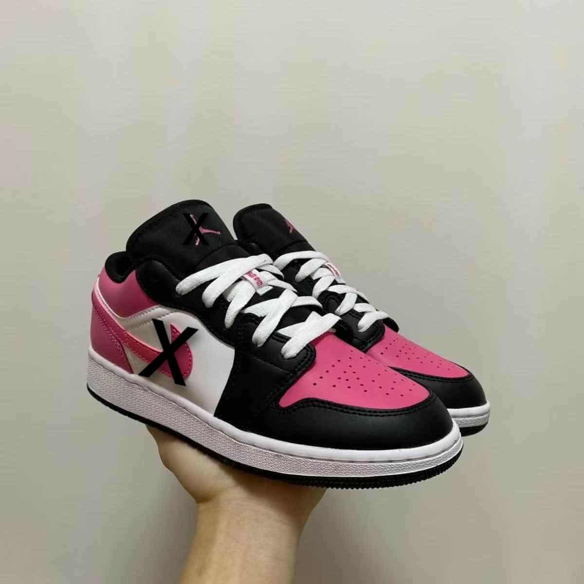 Athletic Sneakers pre-order / 1:1 quality / turnaround time 2-4 weeks