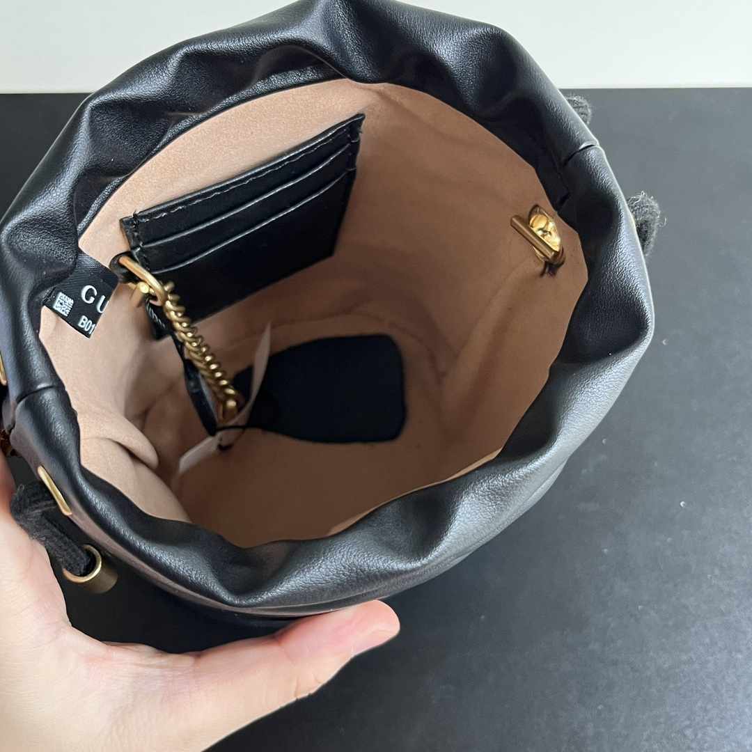 Designer handbag pre-order / 1:1 quality / turnaround time 2-4 weeks / size 19*17cm